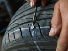 Bỏ túi kinh nghiệm vá vỏ xe tải hiệu quả và an toàn