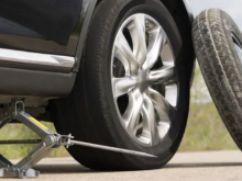 Top các tình huống bắt buộc nên gọi vá vỏ ô tô lưu động thay vì tự xử lý tại chỗ