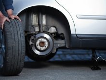 Bảng giá vá vỏ xe ô tô mới nhất và các phương pháp vá lốp chuyên nghiệp