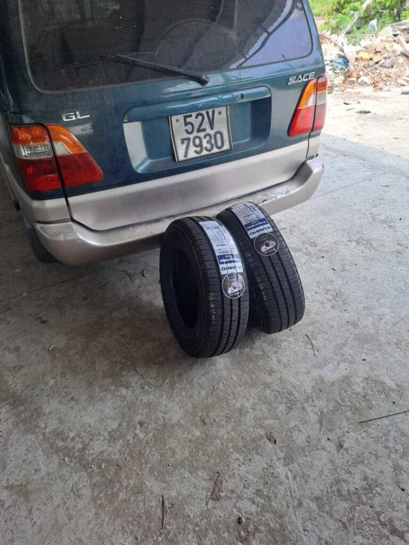 tiem-va-vo-o-to-luu-dong-gan-trang-bang-nhat