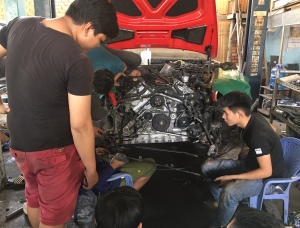 Tiệm Sửa Vỏ Xe Hơi Lưu Động Uy Tín Bình Dương | Vá Vỏ 24/7