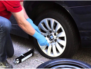 Dịch Vụ Vá Vỏ Ô Tô Lưu Động 24/7 Giá Rẻ Tại TP.HCM | Ba Đại