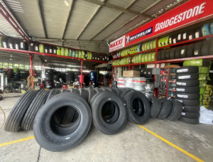 Thay Lốp Sơ Cua Xe Hơi Tận Nơi Tại Bình Dương