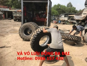 Gặp sự cố thủng lốp? Gọi ngay dịch vụ vá vỏ xe hơi lưu động